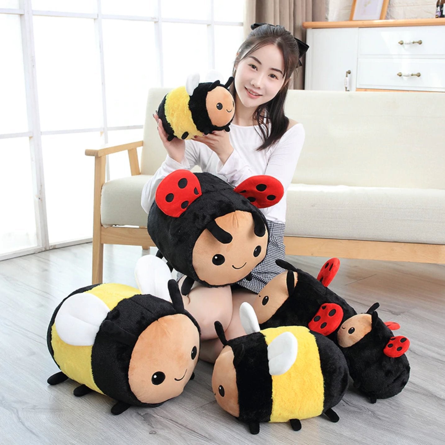 Busy Bugs Ladybird Bumblebee Plushies-Kawaii Dream