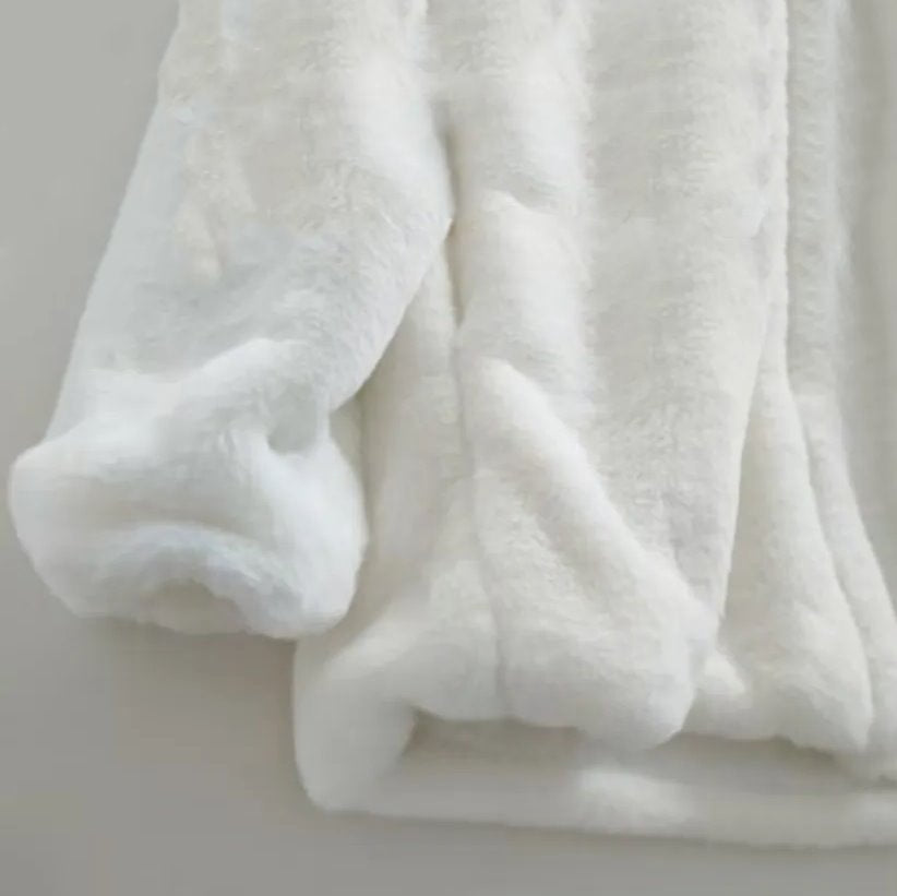 Bear Soft Faux Fur Hooded Coat-Kawaii Dream