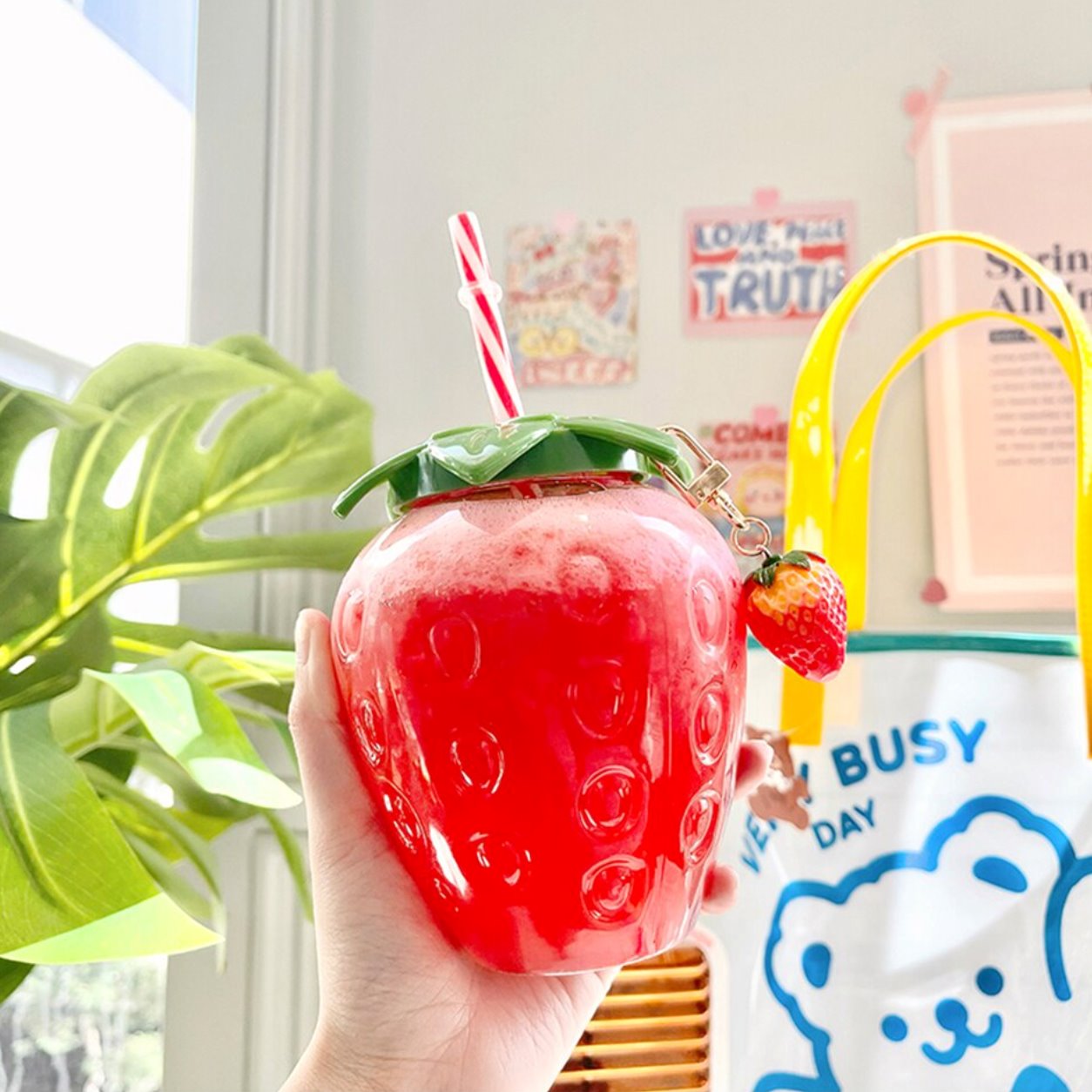 Cute Strawberry Cup with Straw-Kawaii Dream