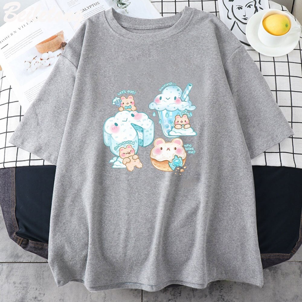 Kawaii Cloudy Snacking Brown Bear Unisex Tee-Kawaii Dream