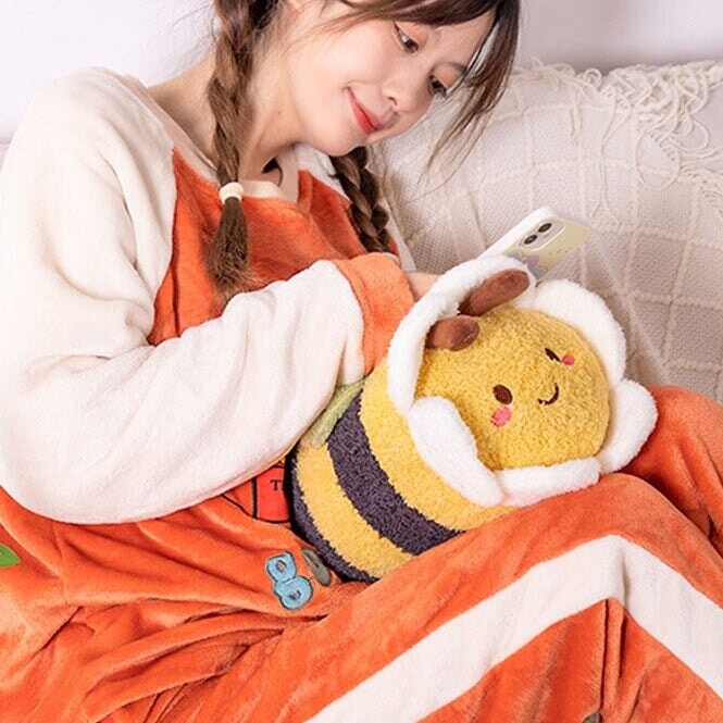 Sweet Honey Flower Bees-Kawaii Dream